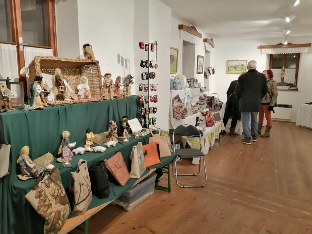 Adventmarkt Heimatverein Attersee